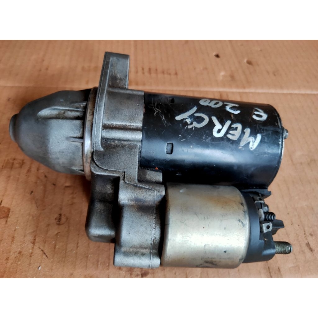 Dynamo Starter Mercy E200
