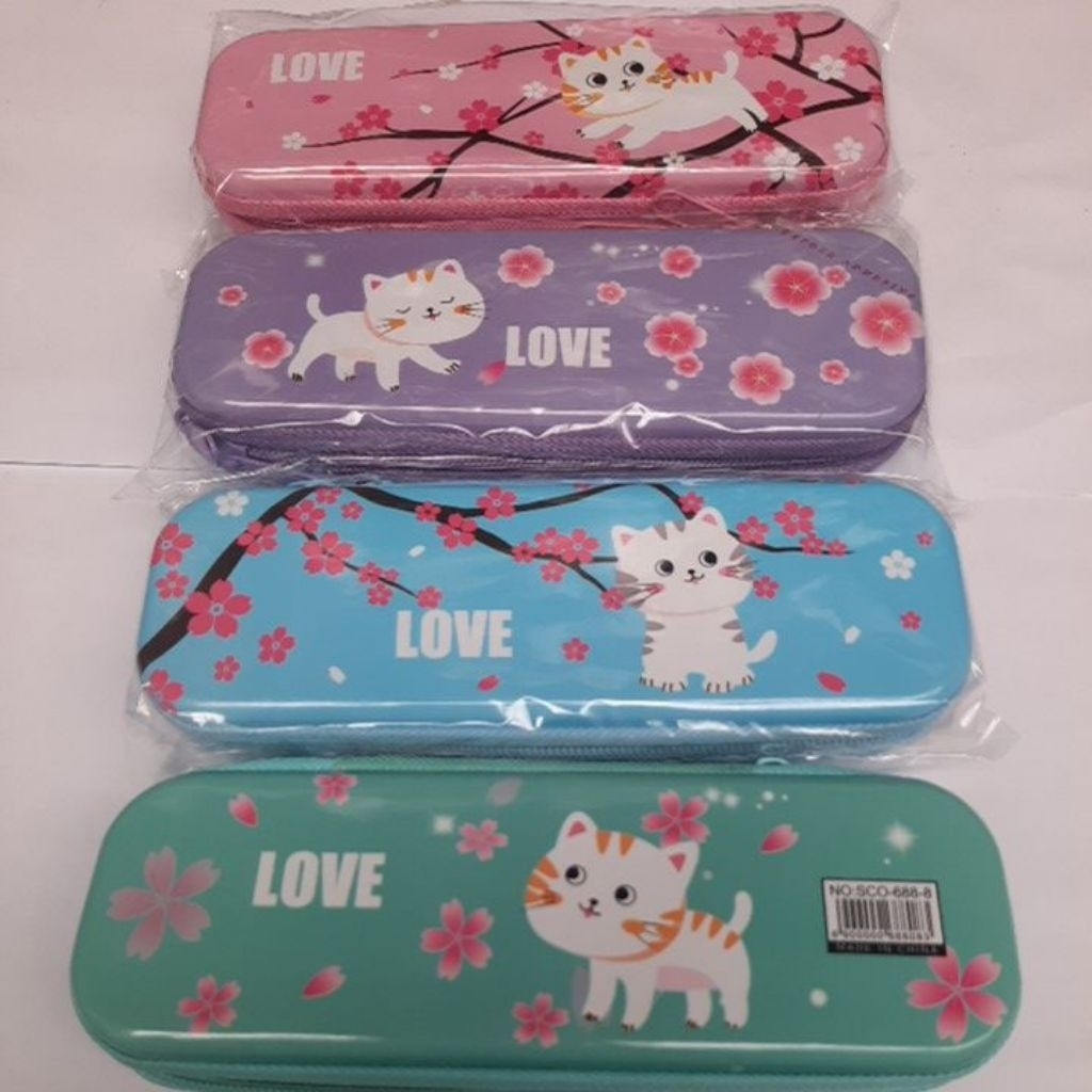 

Tempat pensil SCO-688-8 love kotak case box pensil kaleng resleting