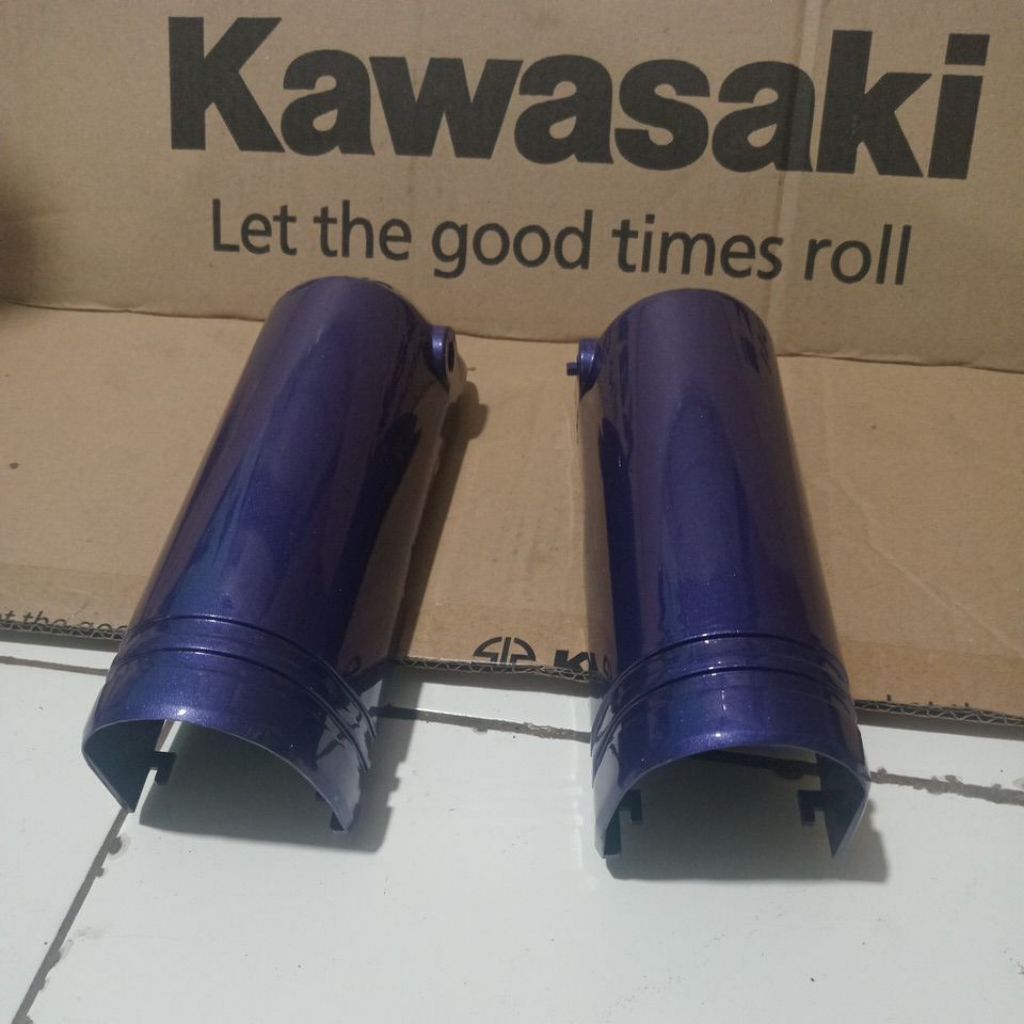 tutup shok kawasaki kaze r ungu satu set