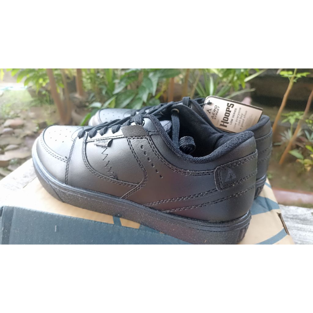 Aerostreet Hoops Low [All Black]