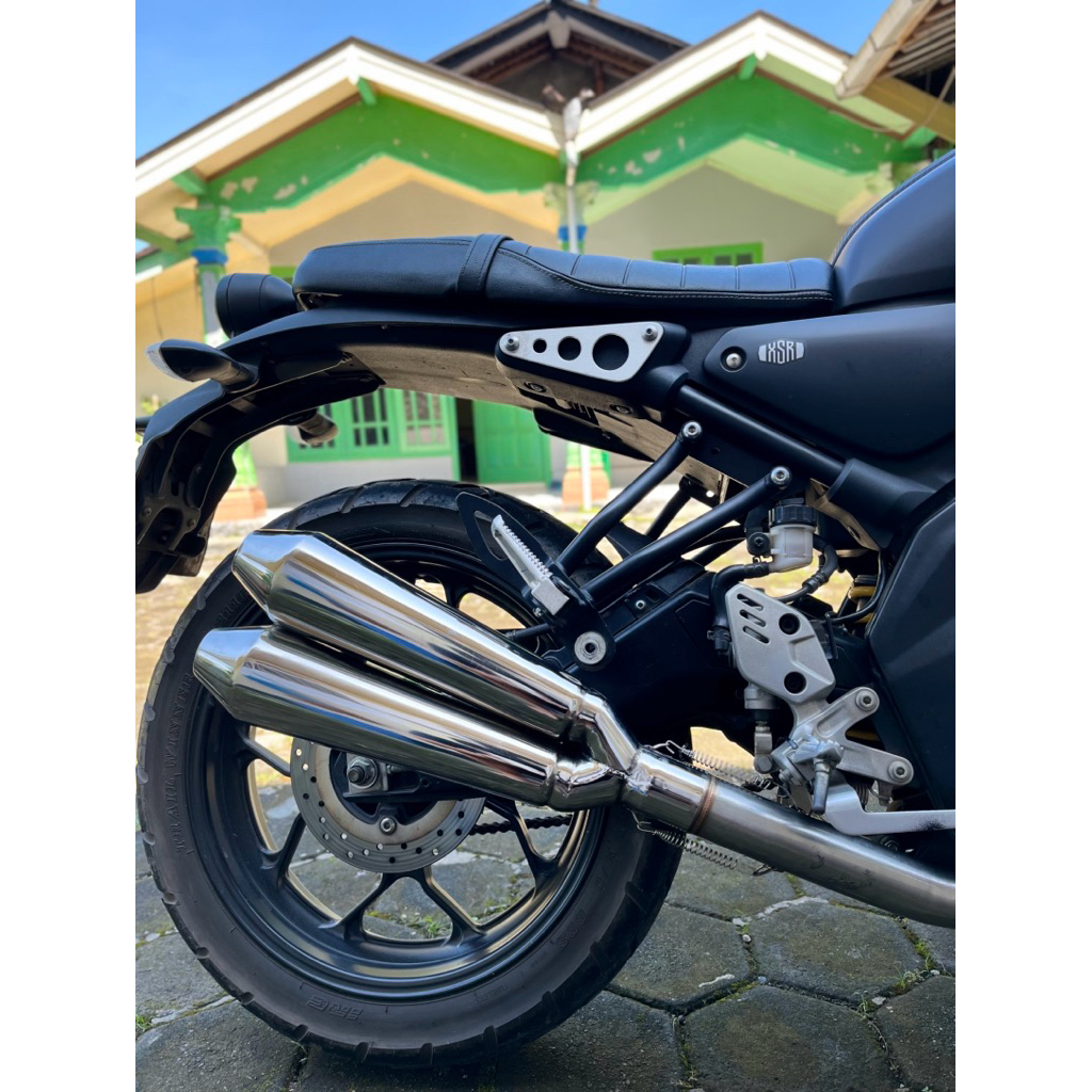 Knalpot yamaha xsr 155 double japs - knalpot yamaha xsr 155 - knalpot xsr 155 japs style by Revice e