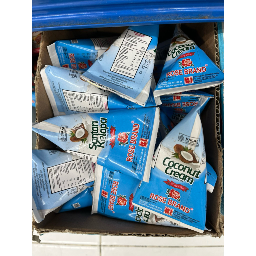 

Santan kelapa rosebrand segitiga 65ml