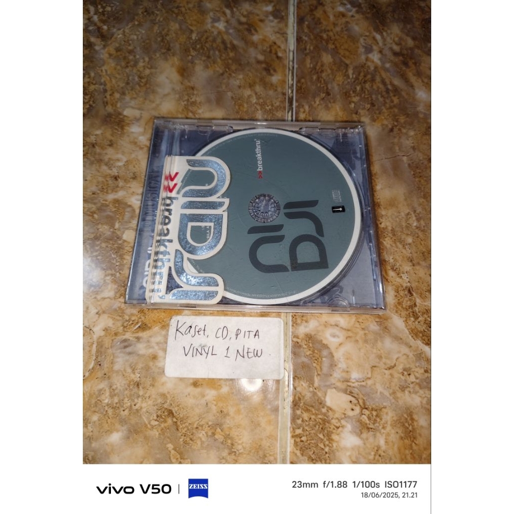 Kaset CD Nidji - Breakthru