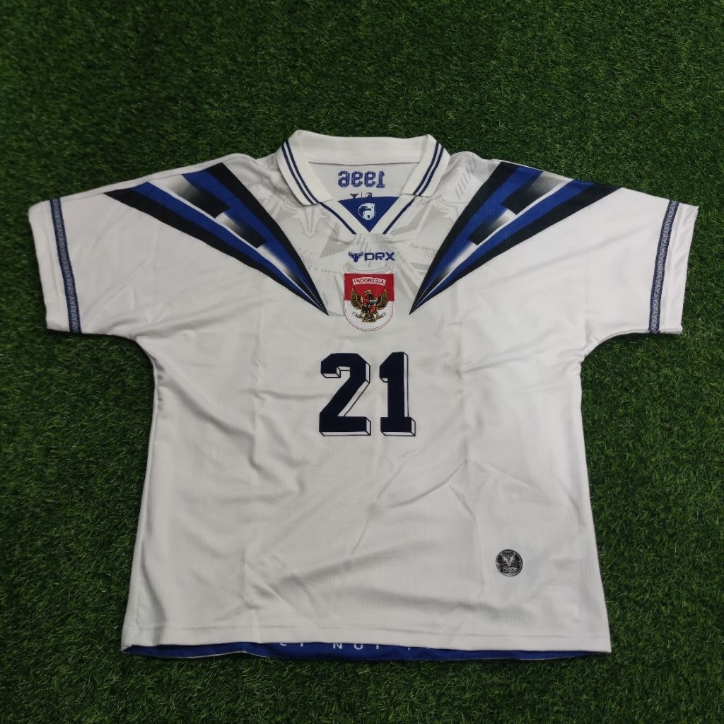 Jersey Timnas Indonesia DRX x KJTI Away "Rochi Putiray 21"