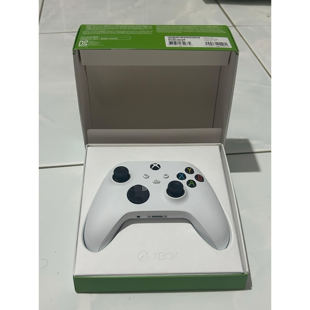 Xbox Wireless Controller for Xbox Series X, Xbox Series S, Xbox One