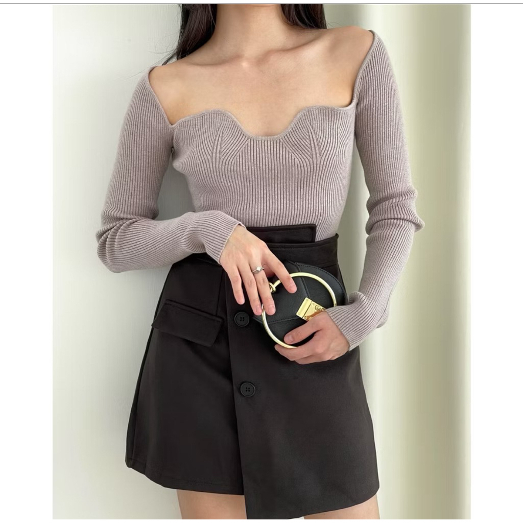 (Preloved) Dion Top Modelano