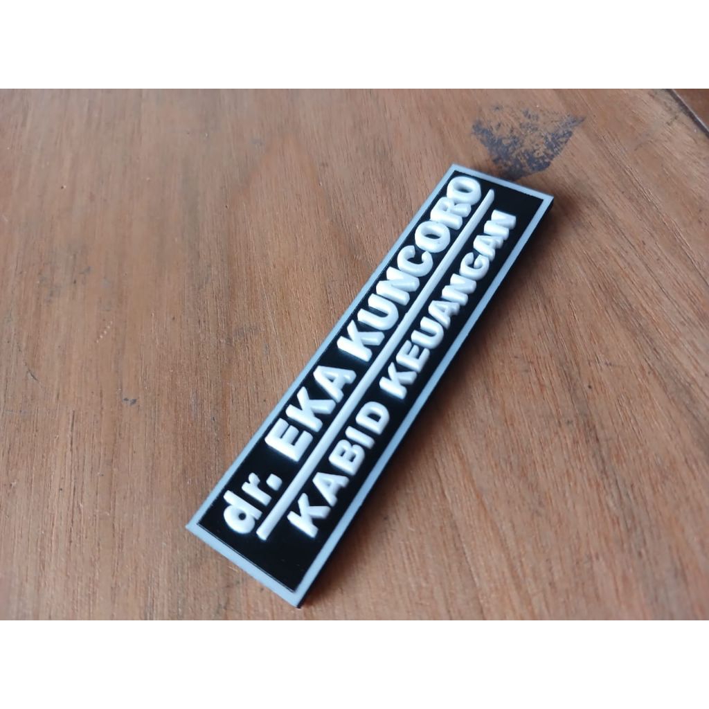 

Nametage model pakai nip | nametage model pakai jabatan | nametage bisa reques