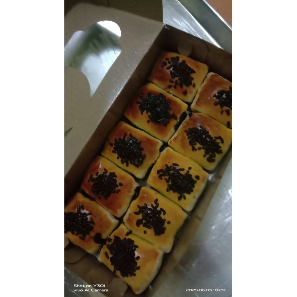 

Bollen barakah bites cinere