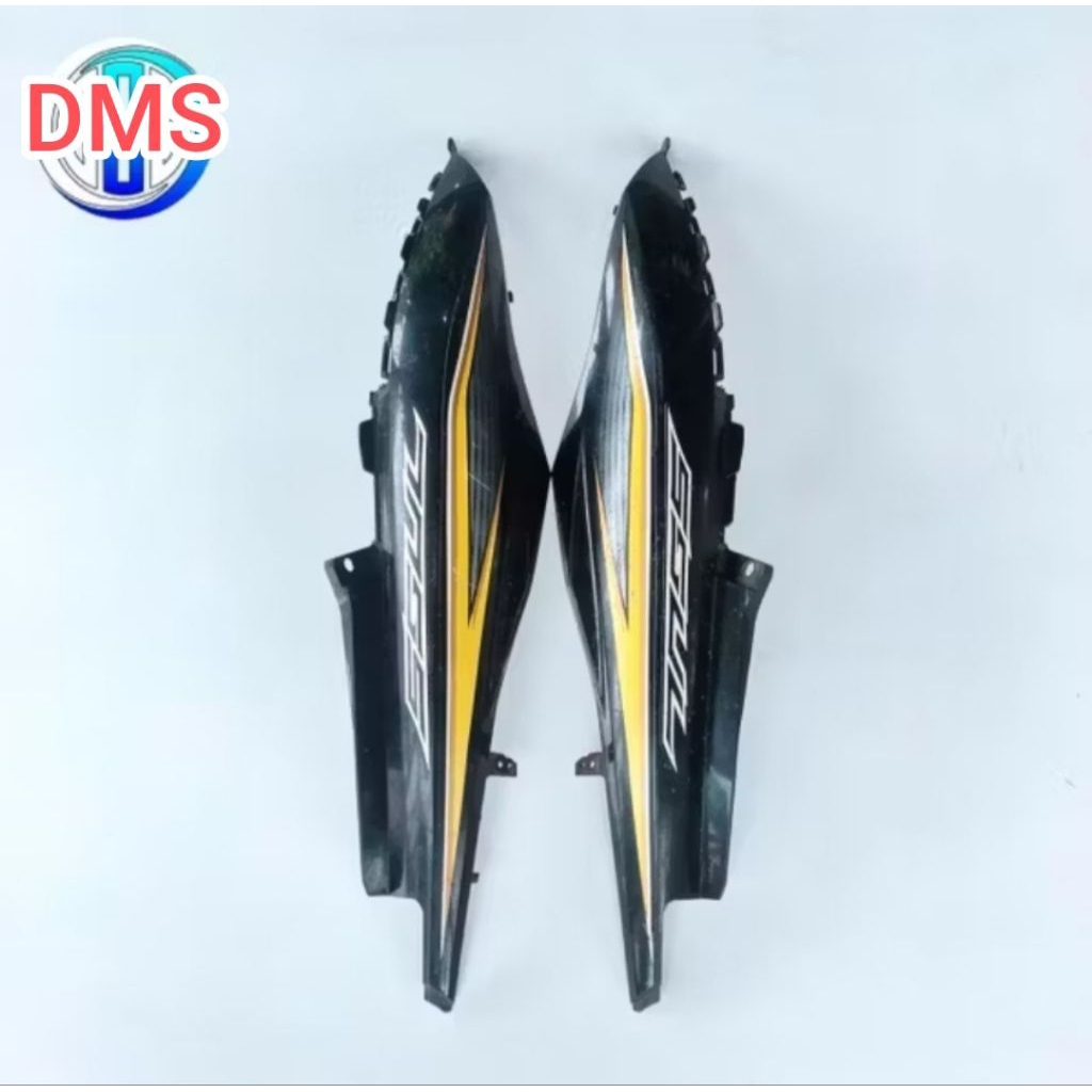 BODY MIO SOUL GT 115 CC KANAN KIRI PLUS STRIPING / BODY  MIO SOUL GT HITAM PLUS STRIPING KUNING
