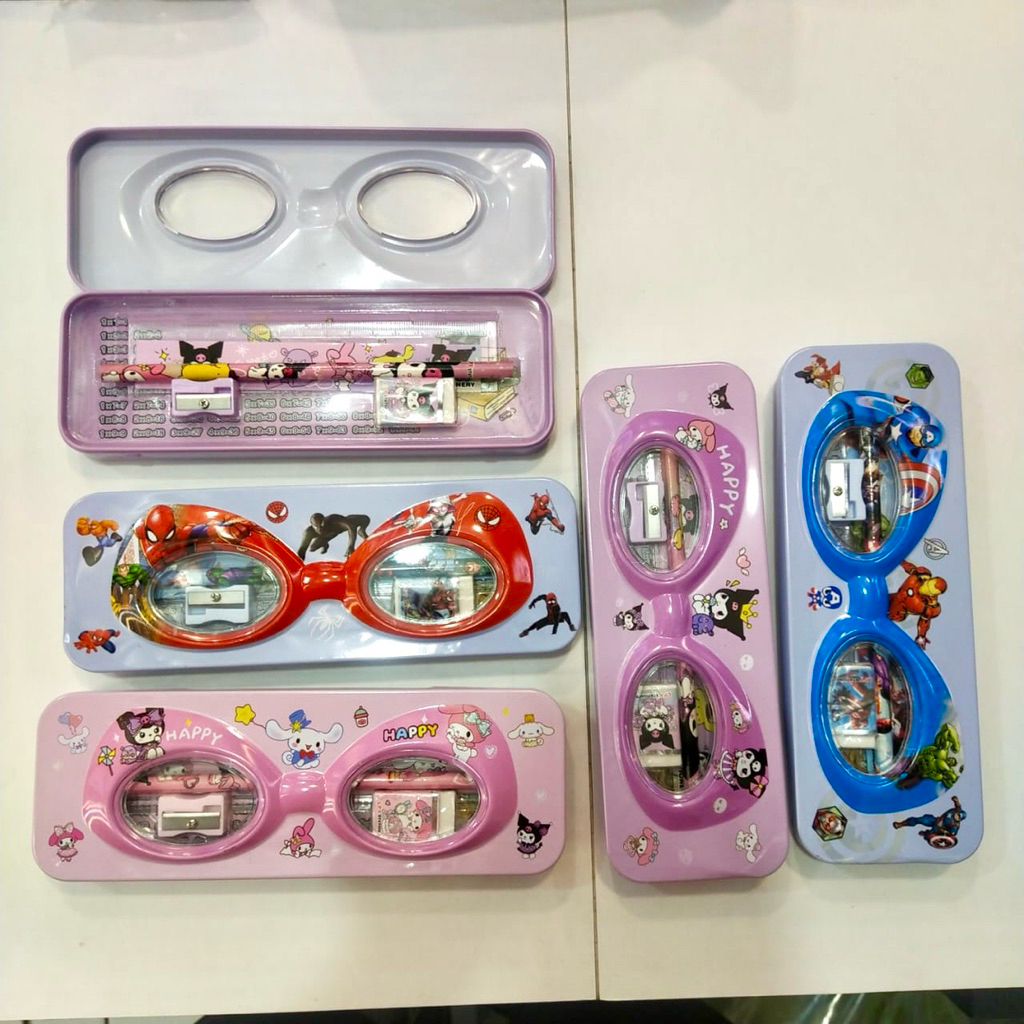 

TEMPAT PINSIL KALENG SET 5in1 9935 KUROMI SPIDERMAN CAPTAIN AMERICA