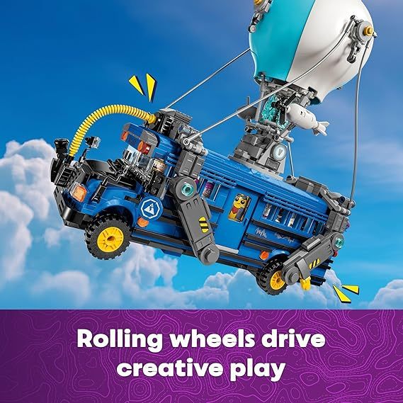 LEGO Fortnite Battle Bus - Collectible Fortnite Toy for  Boys and Girls,LEGO Fortnite Battle Bus