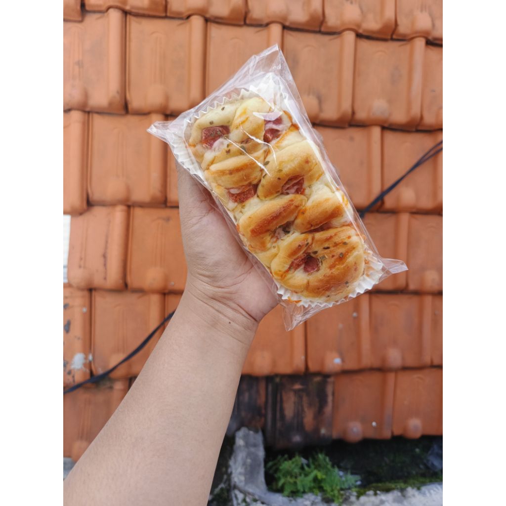 

PAKET ROTI UNYIL ISI 6