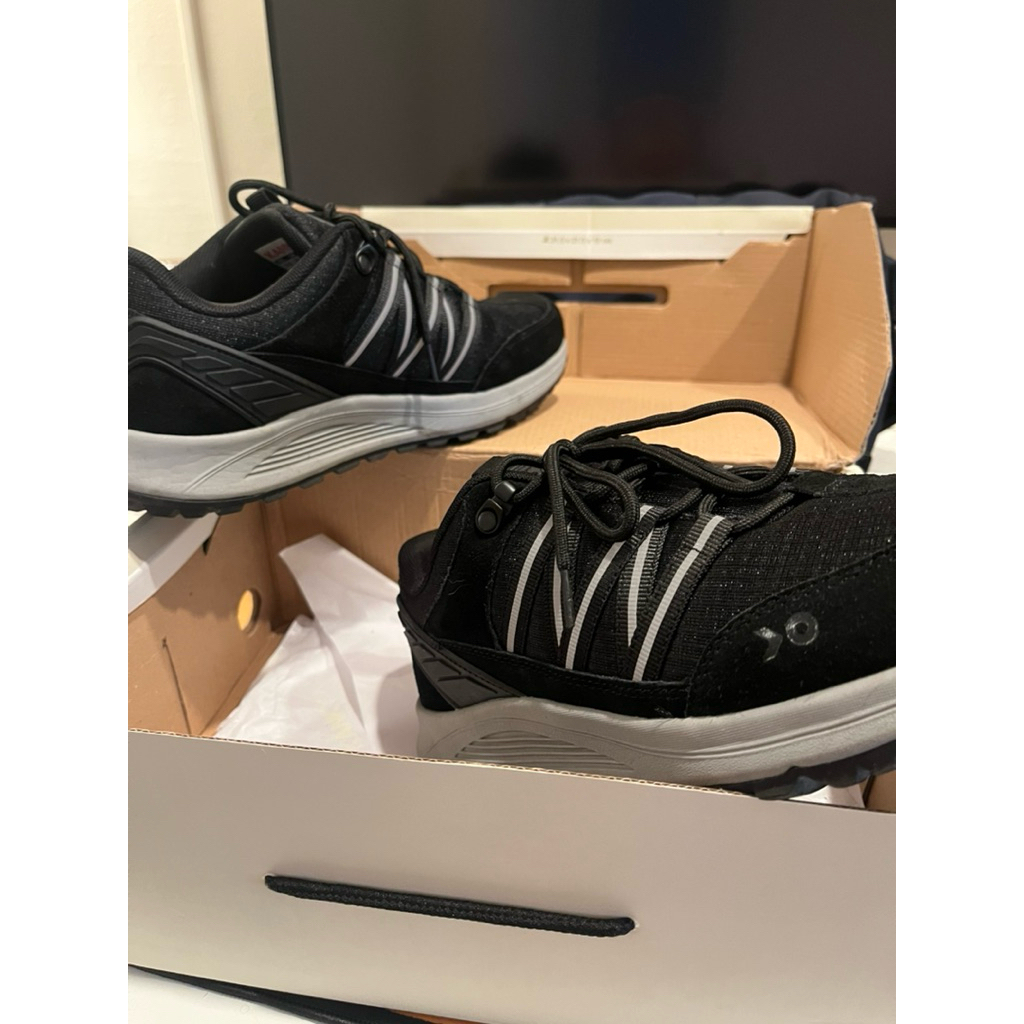 *PRELOVED ORI* Kanky Story Kitadake Size 41 - Sepatu Gunung / Hiking Pria - Sport Style