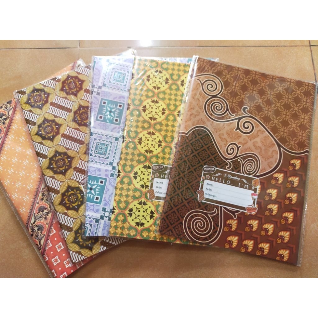 

Aneka Perlengkapan Sekolah : Sampul Buku Tulis Batik Semua Jenis Isi 20 Pcs / Pack