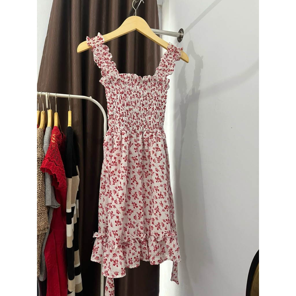 Preloved dress pesta /dress barbie / jumpsuit