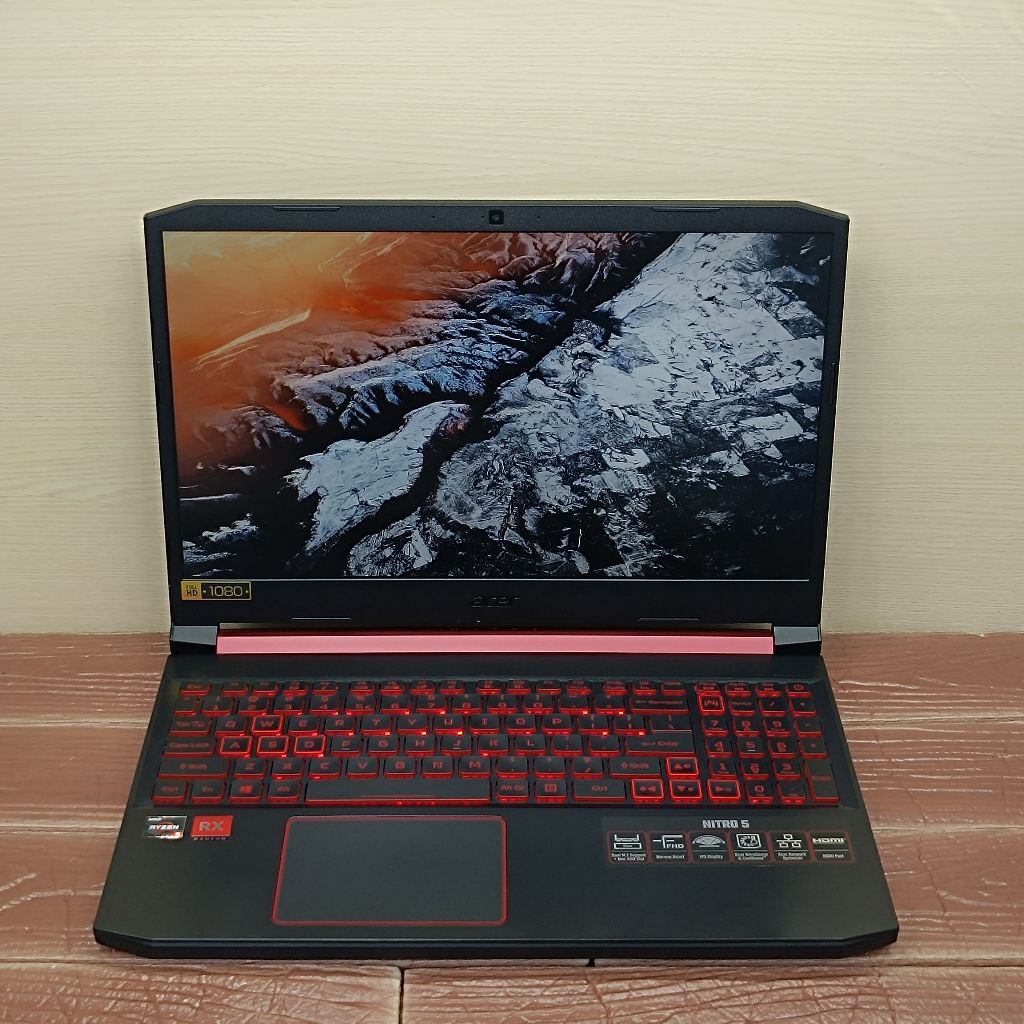 Laptop Acer NITRO 5 GAMING AN515-43 AMD RYZEN 5-3550H RAM 8GB SSD 256GB RX 560X