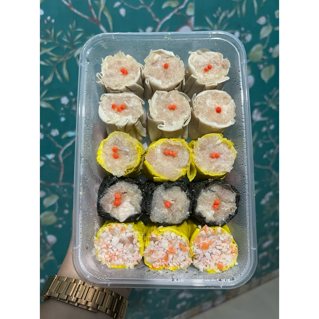 

Dimsum AUKRL (Ayam,Udang,Kepiting,R.Laut)