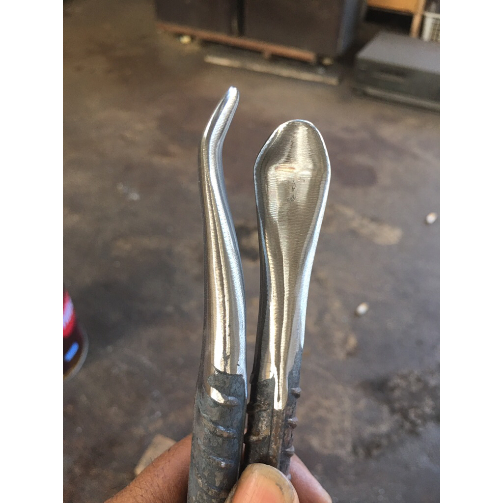 Cukil Ban sepeda motor