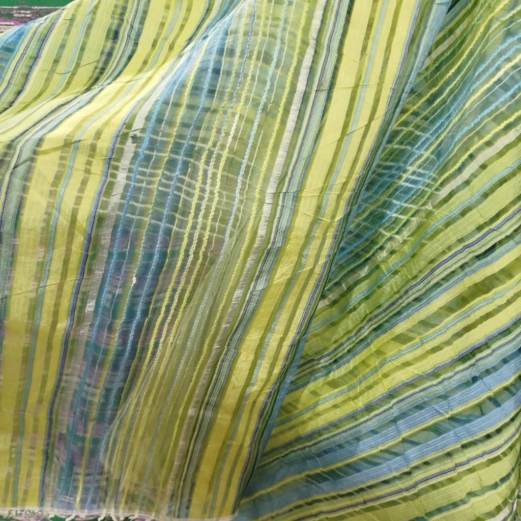 Bahan Organza Motif Stripe Cocok Untuk Dress,Outer dan Gamis - Kain Organza Motif Salur Bahan Kaku