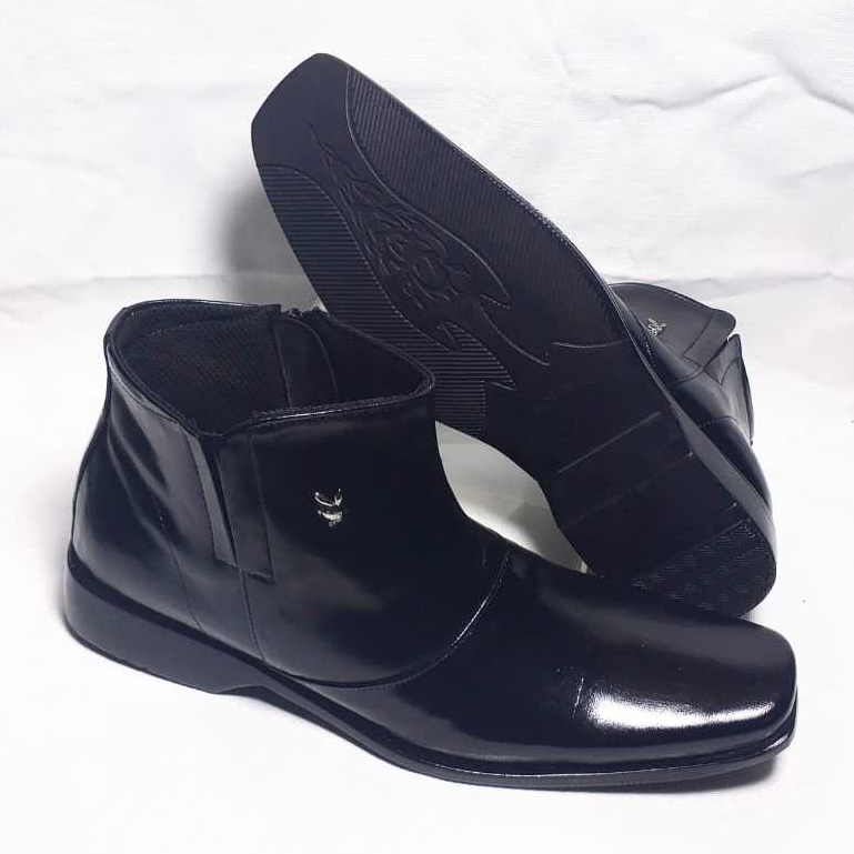 Sepatu Boot Pria Hitam Resleting Kulit Asli | Sepatu Boot Playboy Kerja | Pantofel Cowok Anti Licin