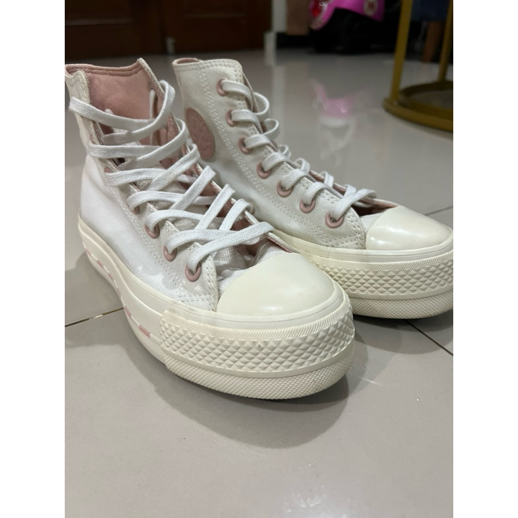 Sepatu Converse Chuck Taylor All Star Lift Platform Crafted Hi White