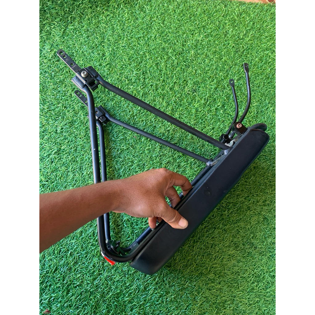 Rak / Boncengan sepeda belakang copotan Polygon Sierra Deluxe Alloy