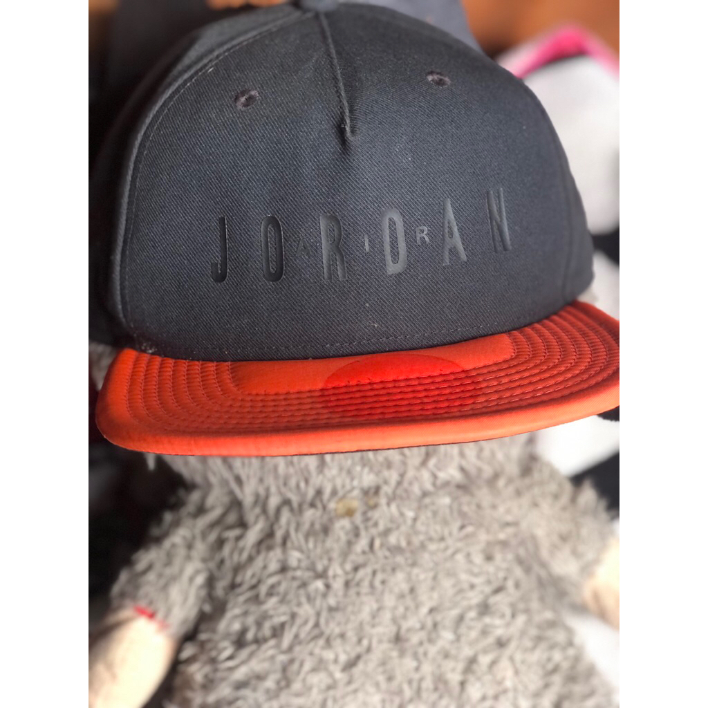topi nike jordan