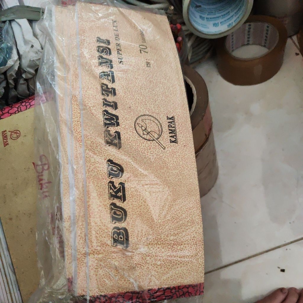 

kwitansi besar kampak