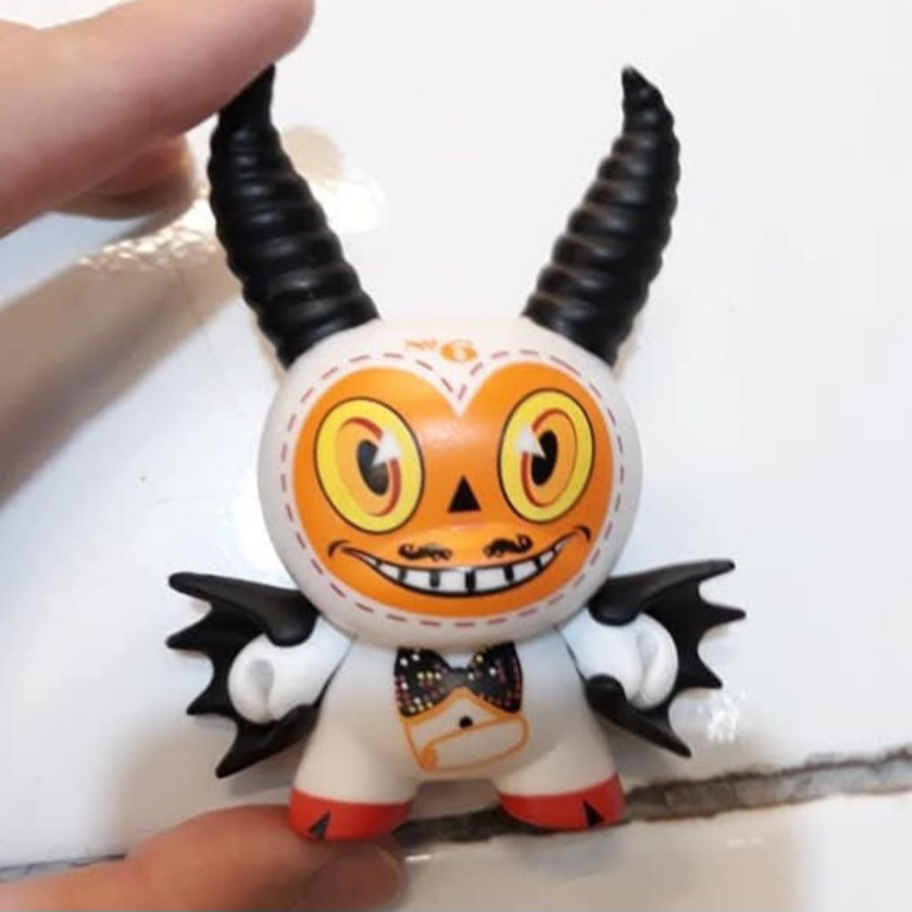 dunny diablo kidrobot
