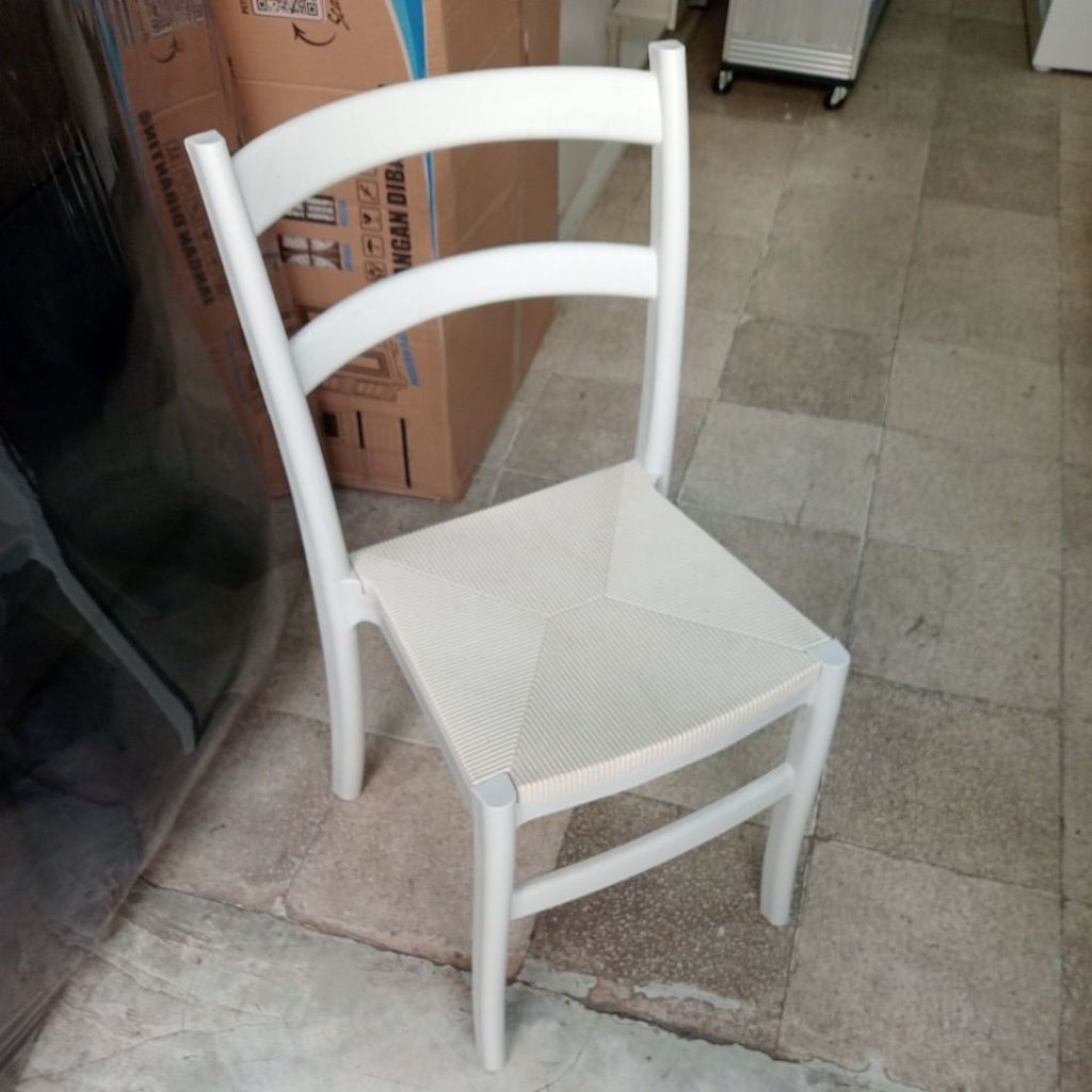 KURSI MILKY OLYMPLAST OL 608 | KURSI MAKAN | CAFE | RESTO | KURSI SERBAGUNA MURAH