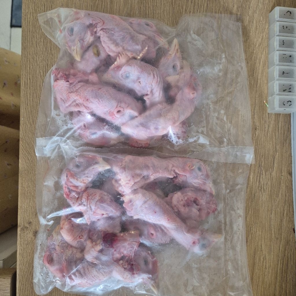 

Kepala Ayam 500 gr (Chicken Head)