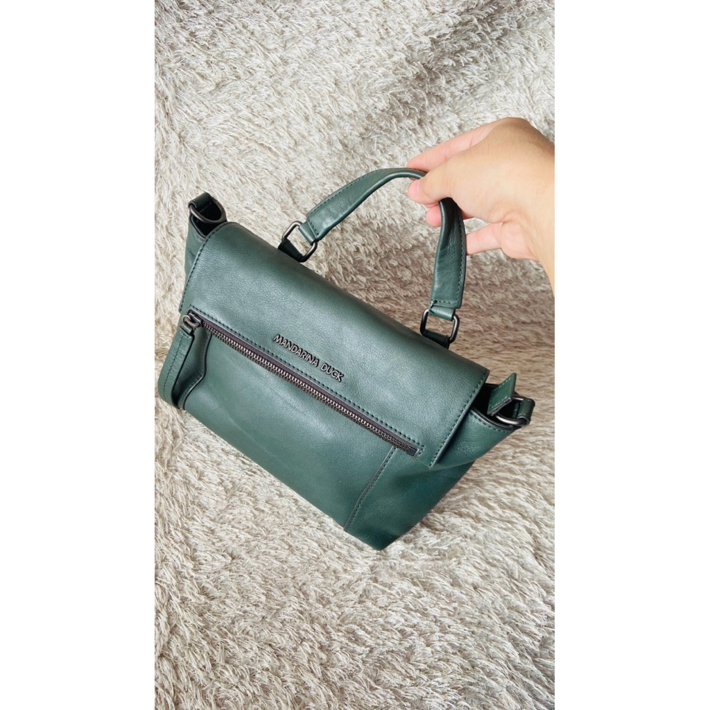 sling bag mandarina duck