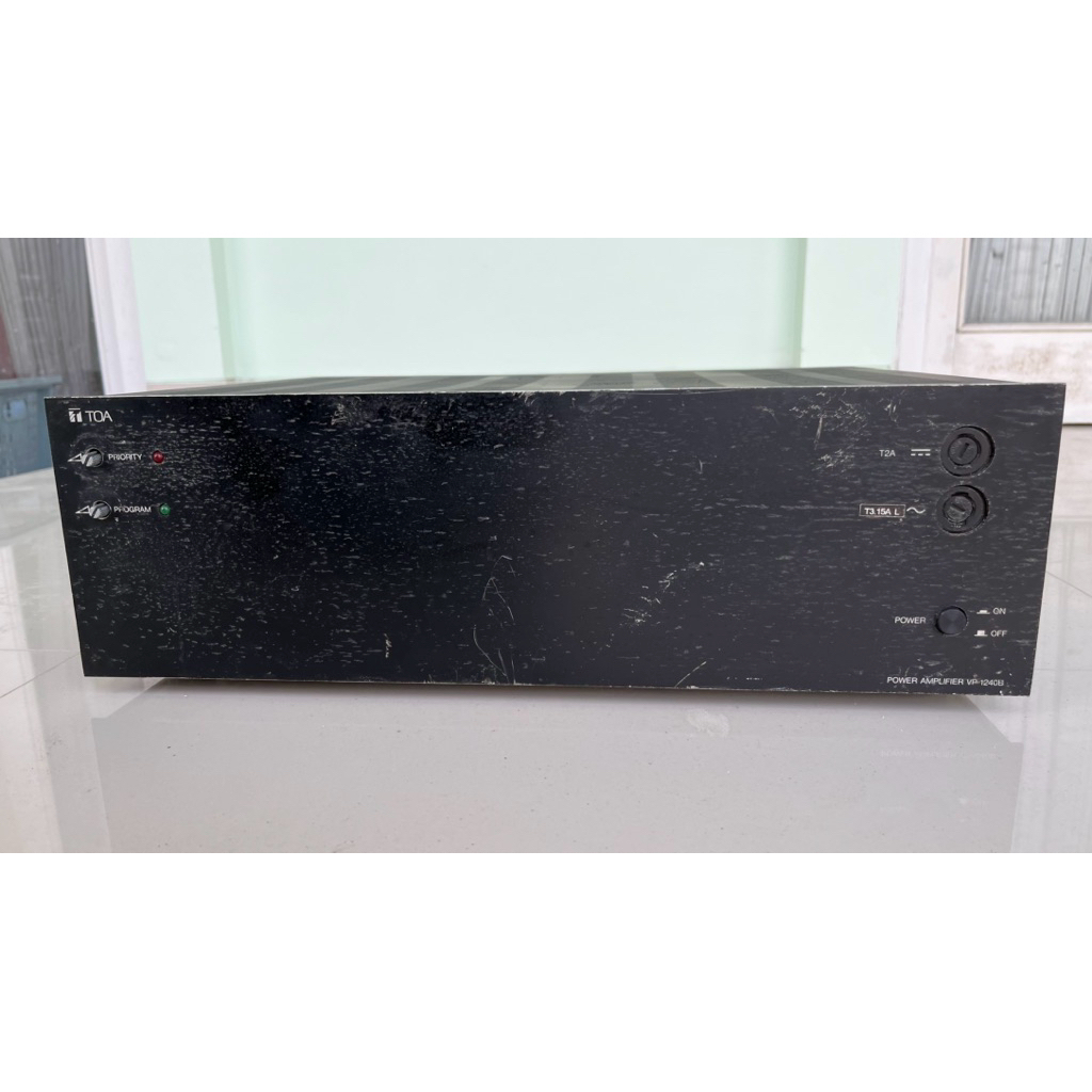 Power Ampli TOA VP-1240B / 240 watt. Barang bekas, normal dan ori.