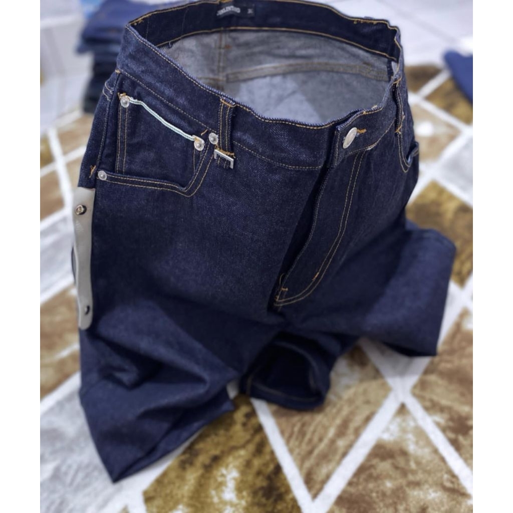 celana selvedge bahan kaku not nudie