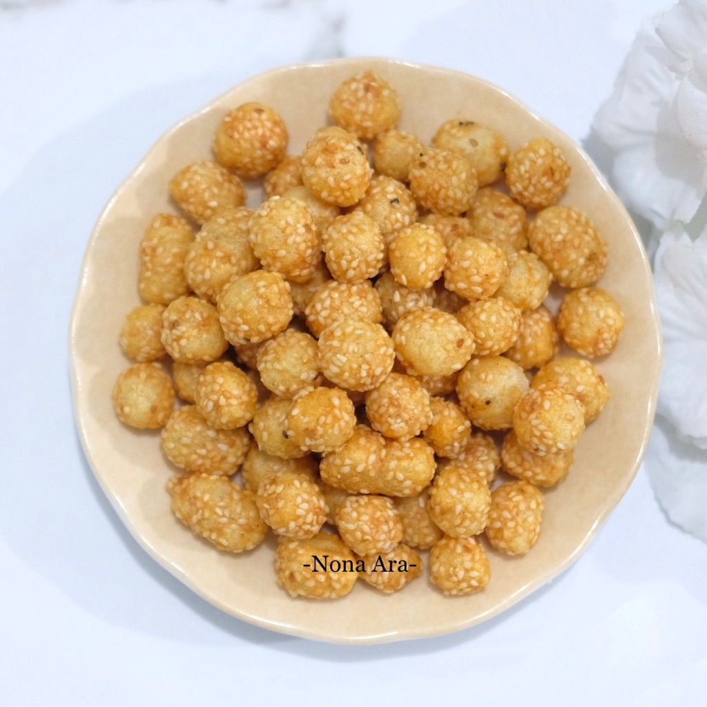 

Kue Ciput Wijen (100gr) -Nona Ara-