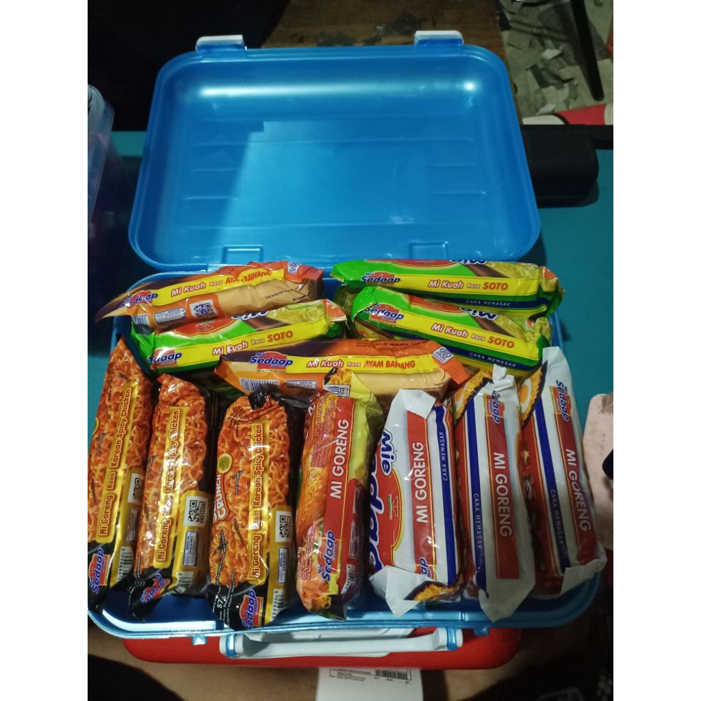 

koper mie 12 pcs