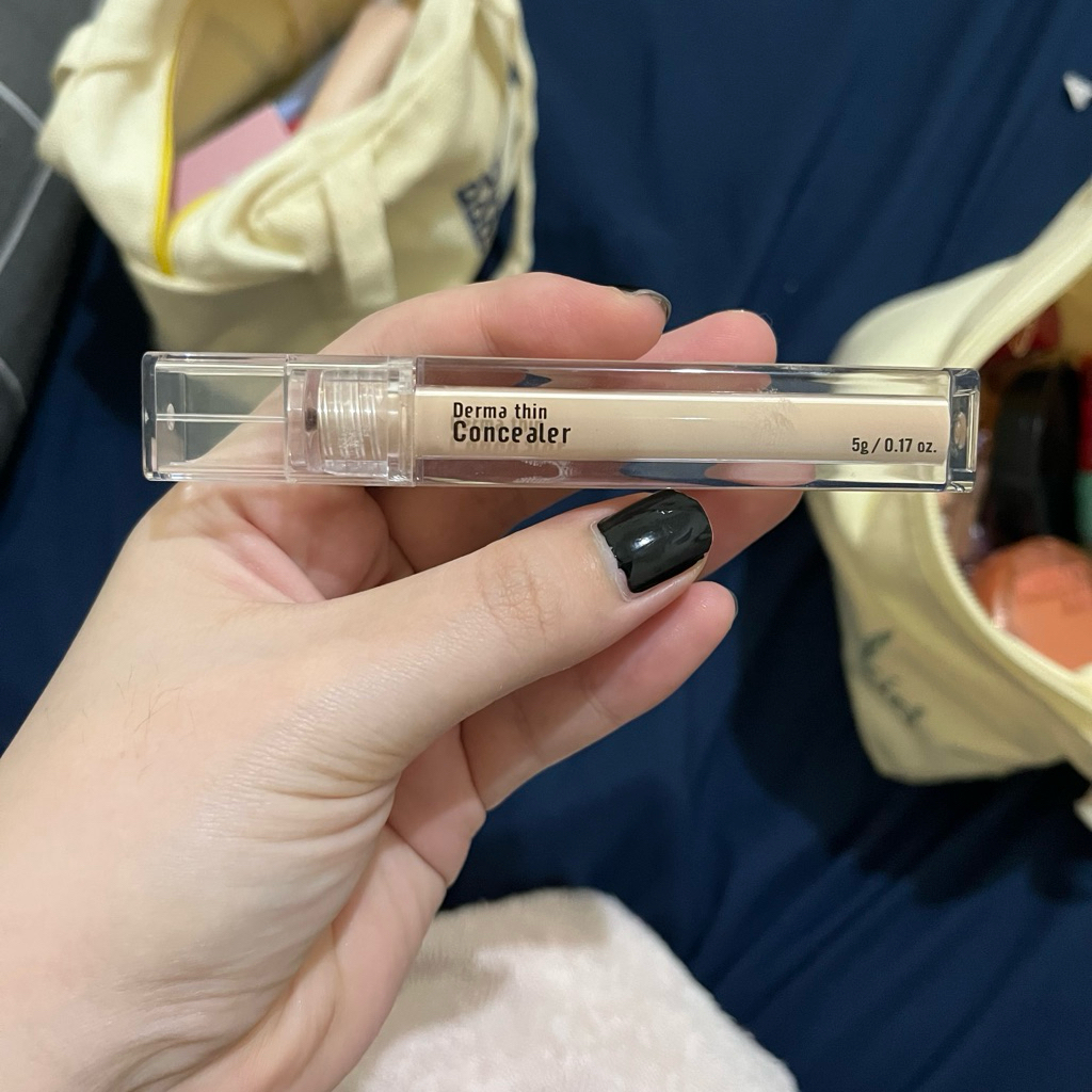 Preloved 23 years old Concealer