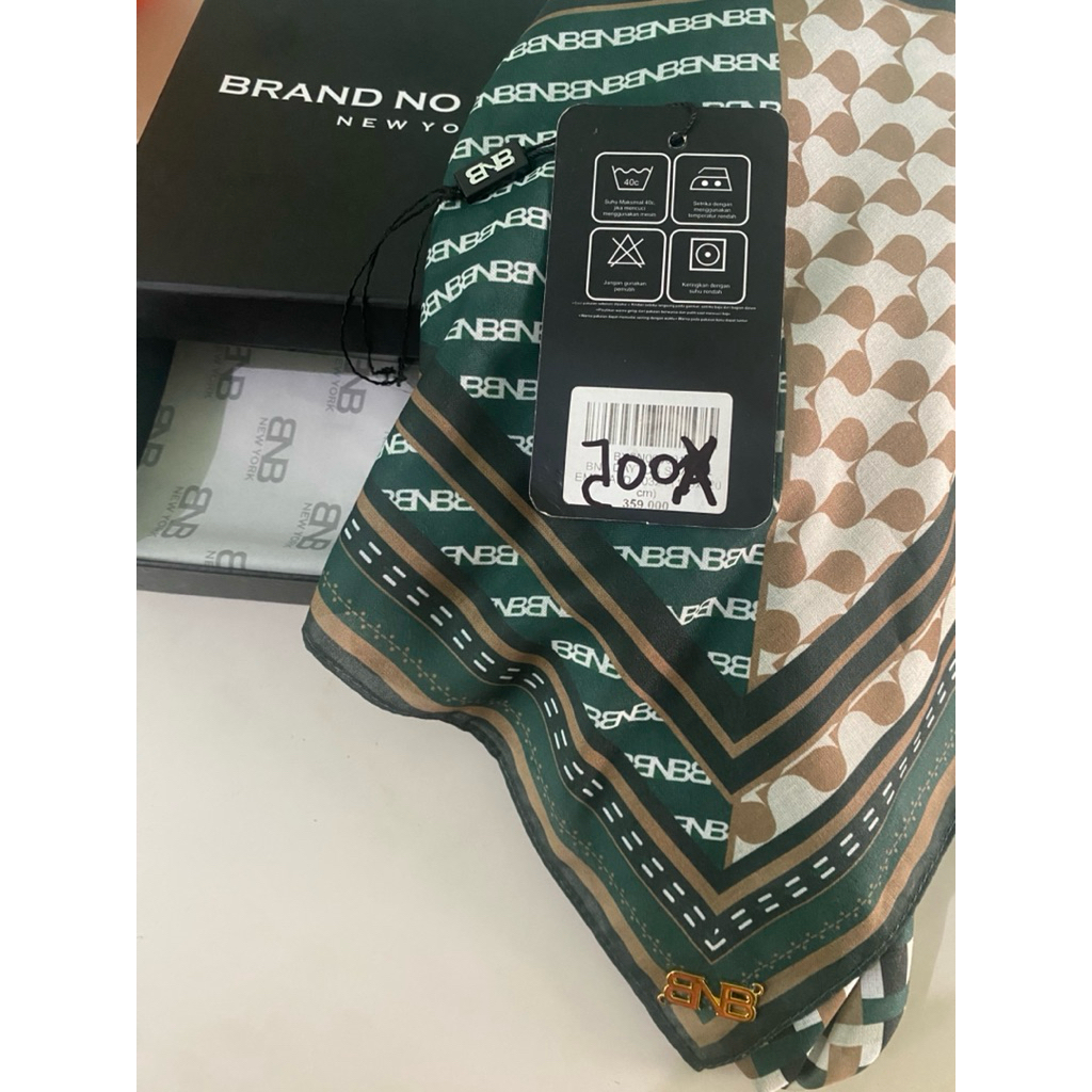 preloved hijab BNB like new lengkap box
