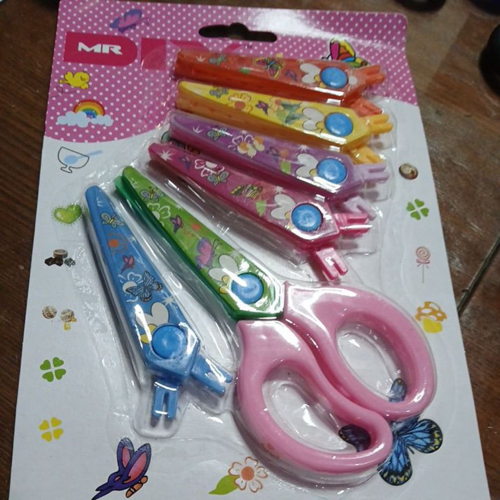 

Craft Scissors Set 6In1 Gunting Macam Macam Bentuk Gunting Plastik Tc-1149