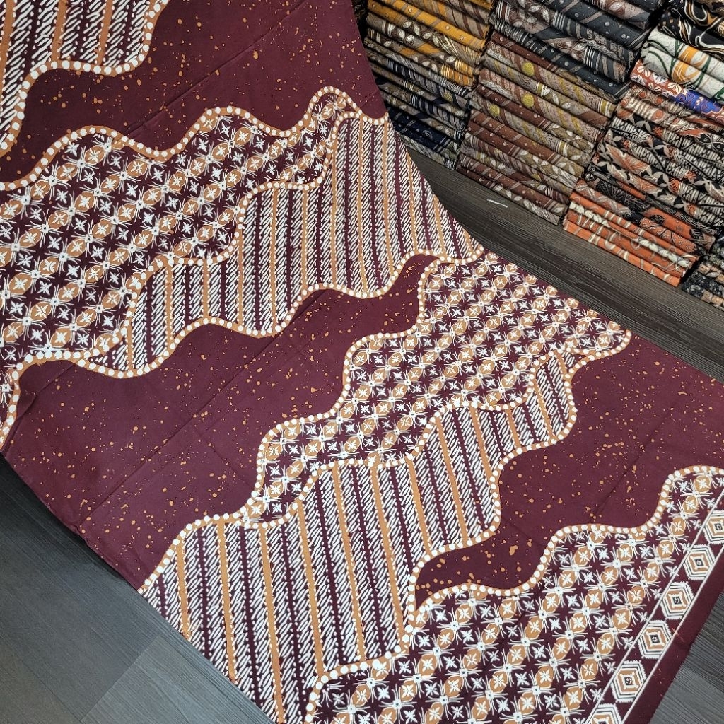 KAIN BATIK KATUN DAN PARIS MOTIF PULAUAN CIPRATAN KHAS SOLO