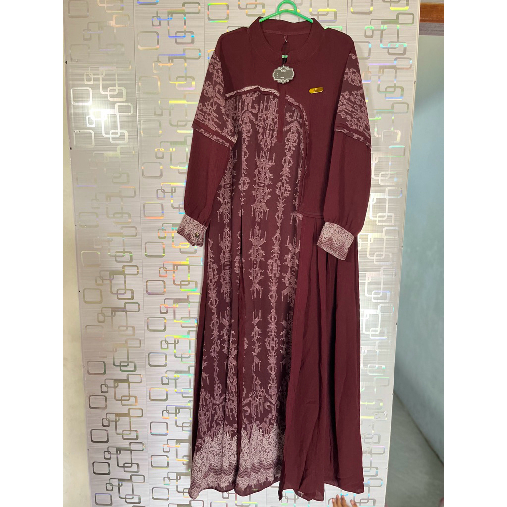 Gamis Aurel