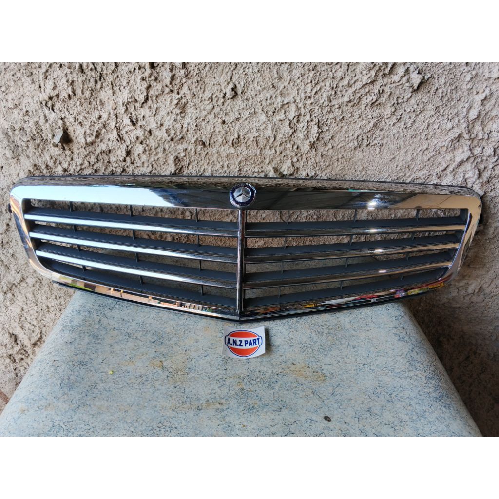 Grill Gril Mercedes Benz C200 W204 - ORI Original baru