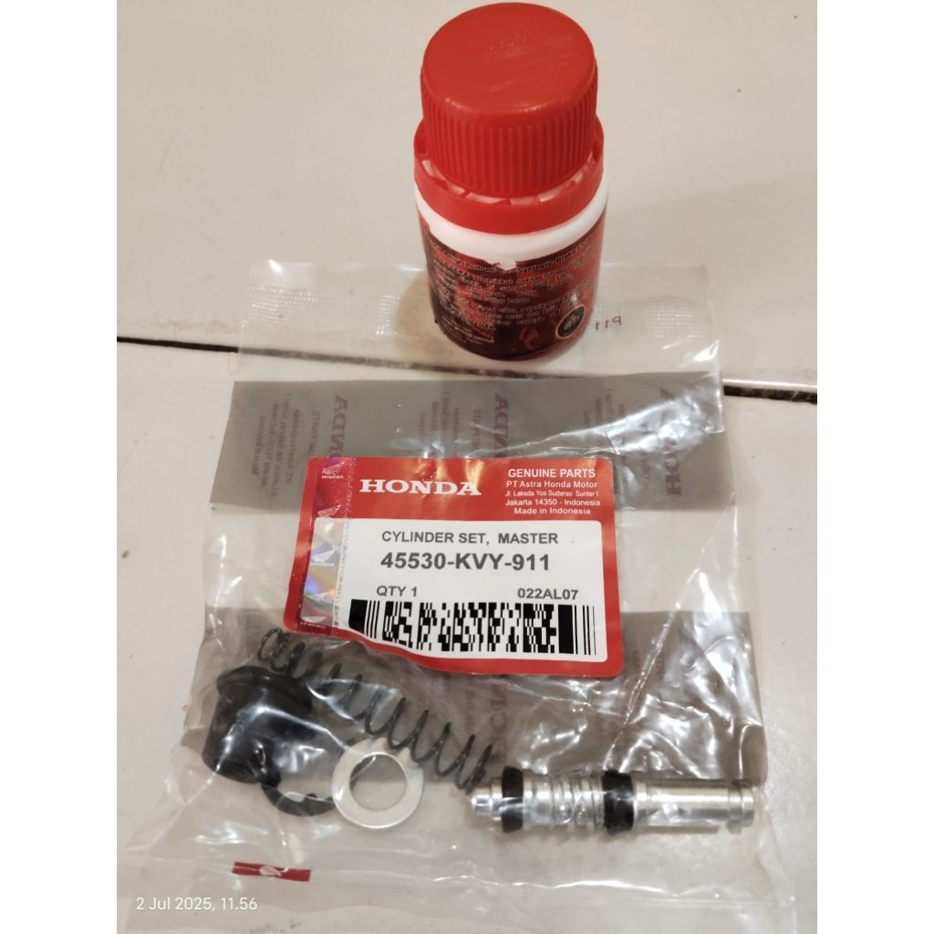 ISI MASTER REM + MINYAK REM MOTOR HONDA METIK BEAT, BEAT FI, BEAT POP, VARIO SCOOPY REVO ABS