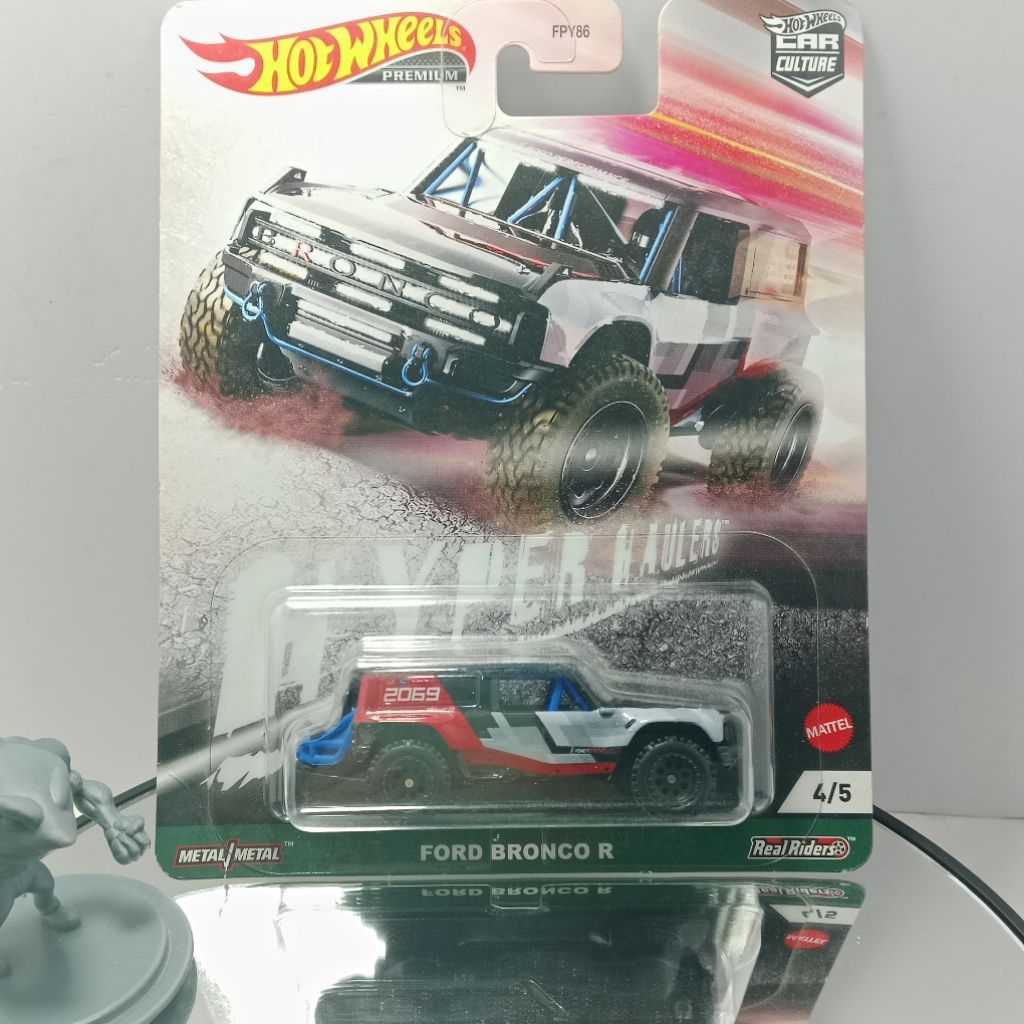Hot Wheels Premium Ford Bronco R Hyper Haulers