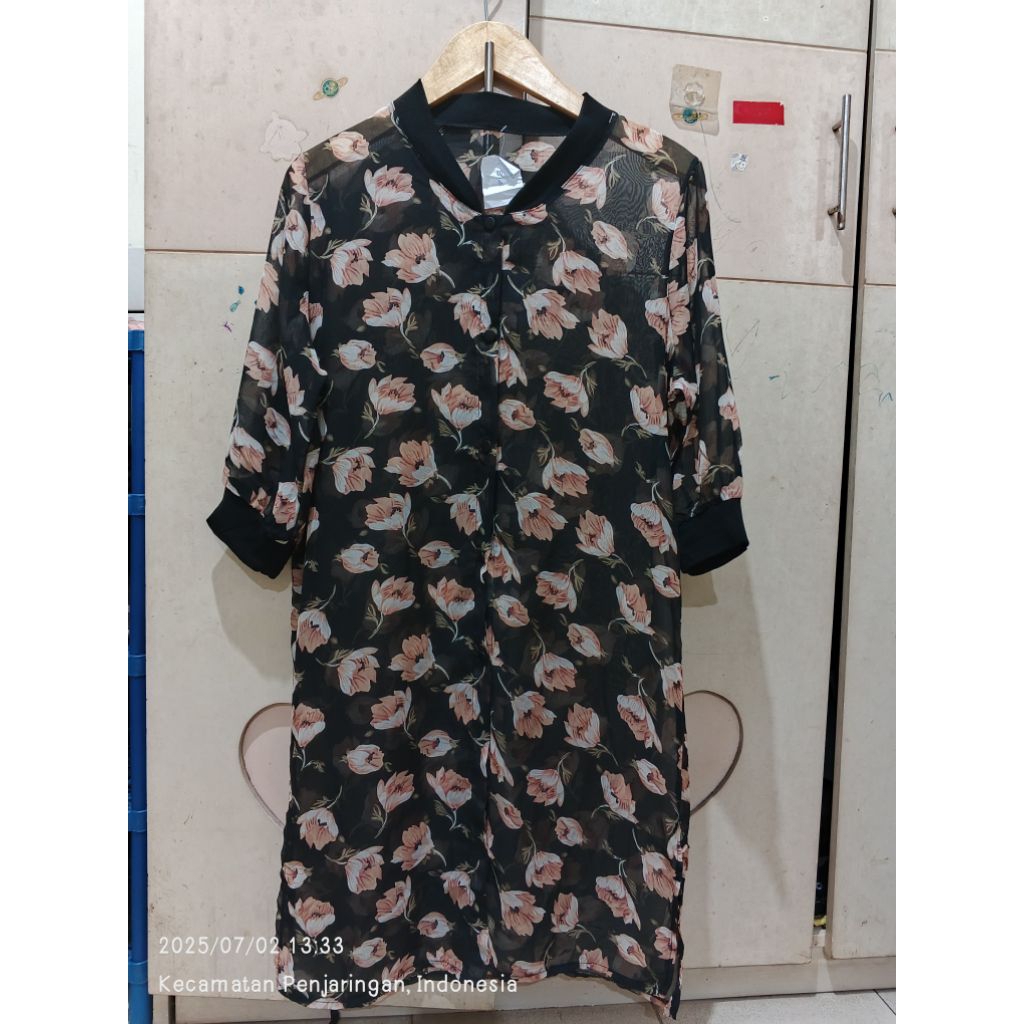 long outer sifon motif bunga lengan 7/8