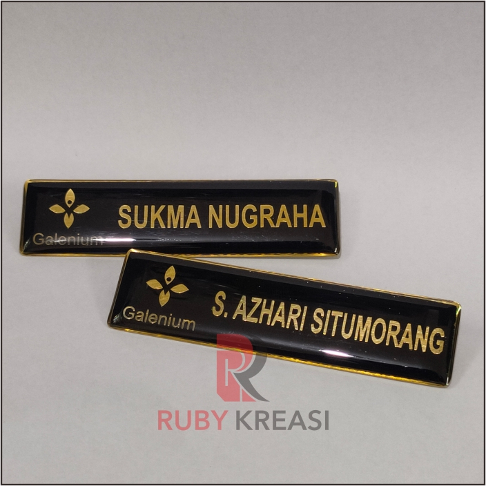 

nametag / nama dada kuningan