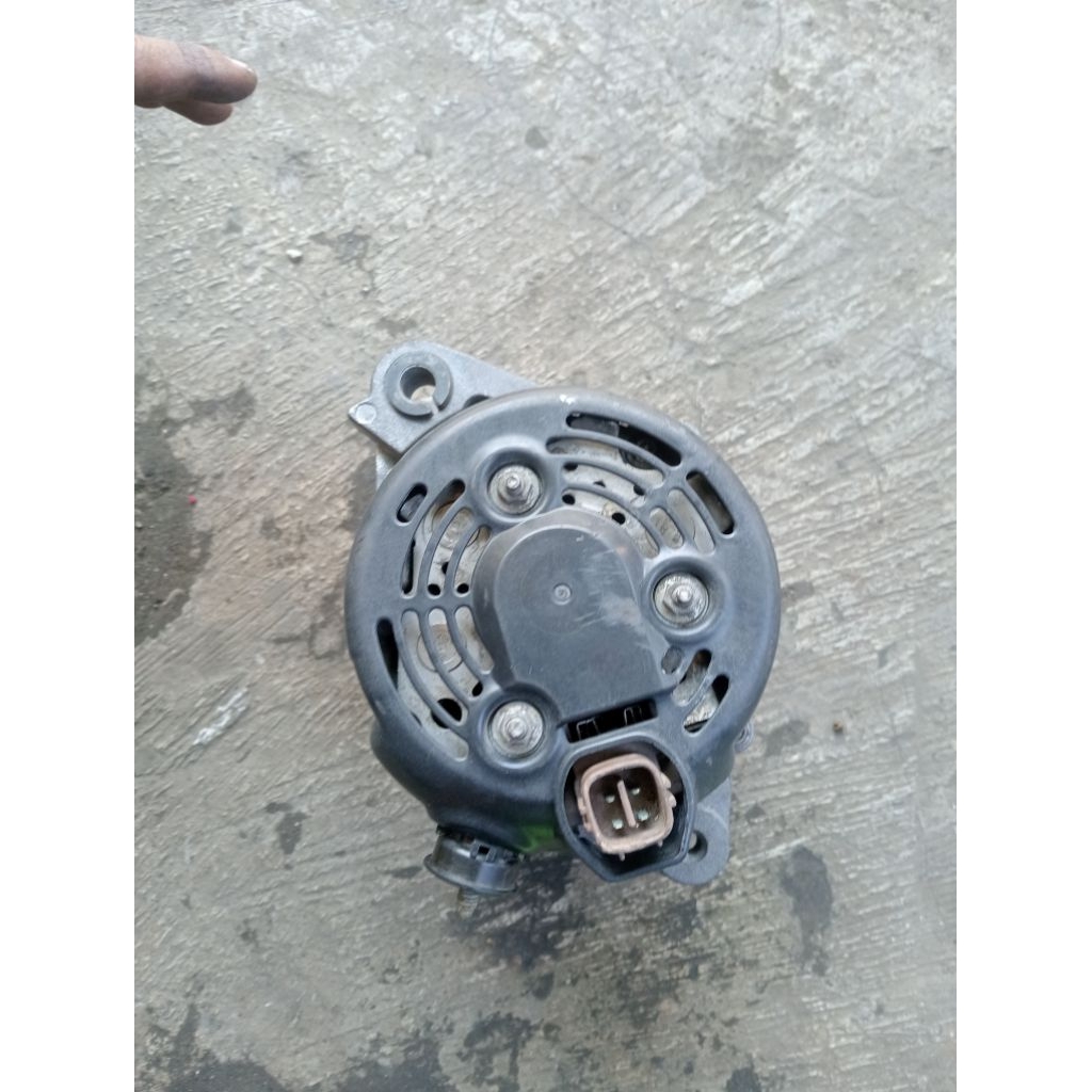 dinamo Amper Avanza new/rust .terios