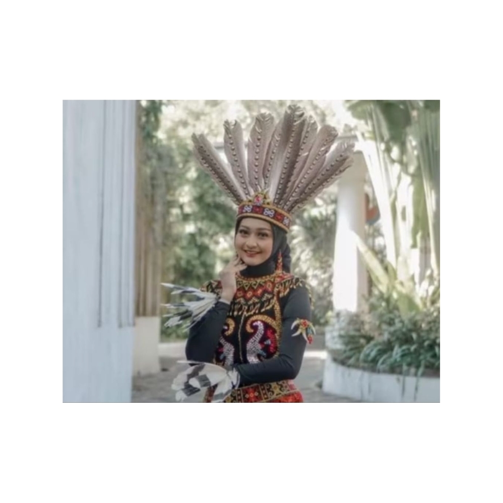 TOPI MAHKOTA TARING 8 BULU RUAI - TOPI ADAT KHAS DAYAK PEDALAMAN