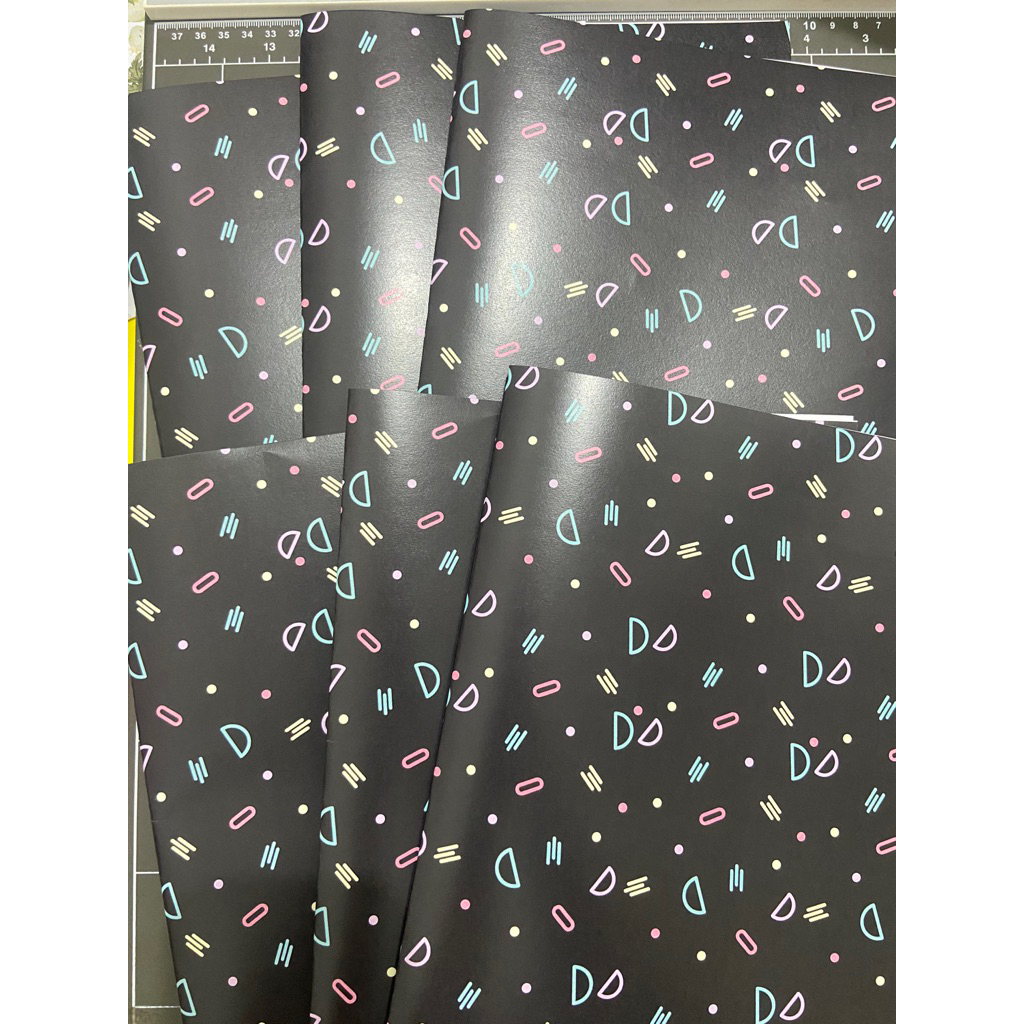 

Sampul Buku BLACK HITAM Aesthetic Sampul Buku Lucu A5 & B5