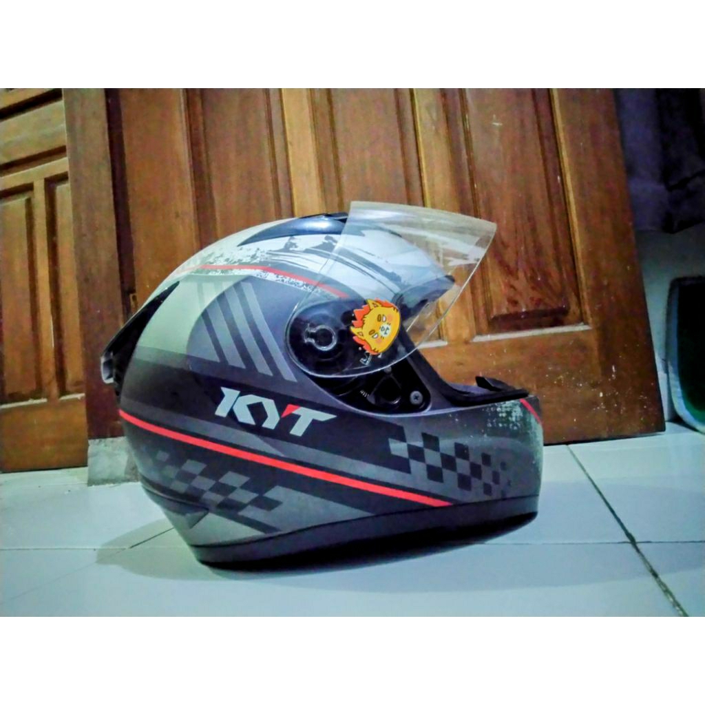 Helm KYT R-10 Fullface